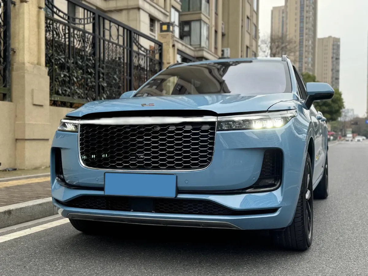 2021 Li ONE Range Extended 131HP REEV 40.5KWH,autocango,china used car exporter,china ev exporter,chinese used car exporter,chinese used ev exporter