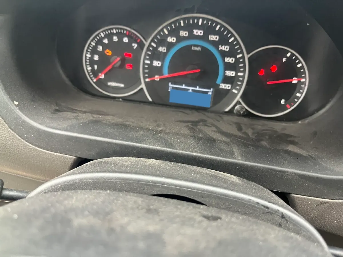 2019 WuLing RongGuang V 1.5L 99HP L4 6MT,autocango,china used car exporter,china ev exporter,chinese used car exporter,chinese used ev exporter