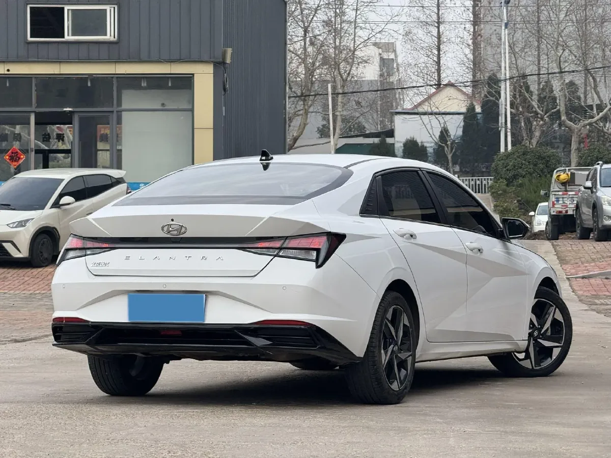 2022 Hyundai Elantra 1.5L 115HP L4 CVT,autocango,china used car exporter,china ev exporter,chinese used car exporter,chinese used ev exporter