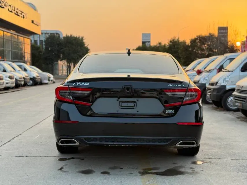 2022 Honda Accord 1.5T 194HP L4 CVT,autocango,china used car exporter,china ev exporter,chinese used car exporter,chinese used ev exporter