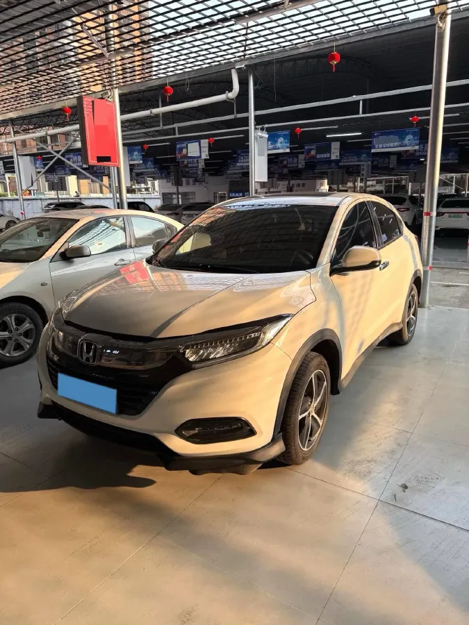 2022 Honda Vezel 1.5L 131HP L4 CVT,autocango,china used car exporter,china ev exporter,chinese used car exporter,chinese used ev exporter