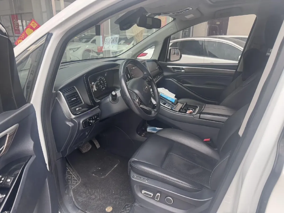 2021 GAC Trumpchi M8 2.0T 252HP L4 8AT,autocango,china used car exporter,china ev exporter,chinese used car exporter,chinese used ev exporter