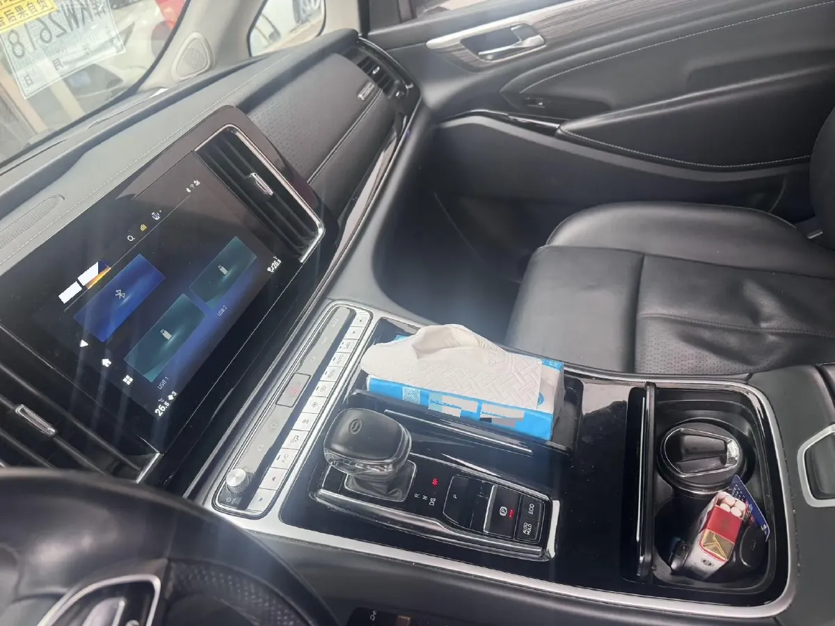 2021 GAC Trumpchi M8 2.0T 252HP L4 8AT,autocango,china used car exporter,china ev exporter,chinese used car exporter,chinese used ev exporter