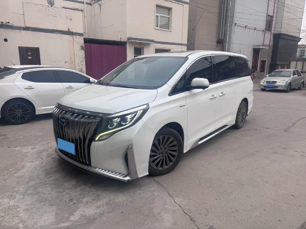 2021 GAC Trumpchi M8 2.0T 252HP L4 8AT,autocango,china used car exporter,china ev exporter,chinese used car exporter,chinese used ev exporter