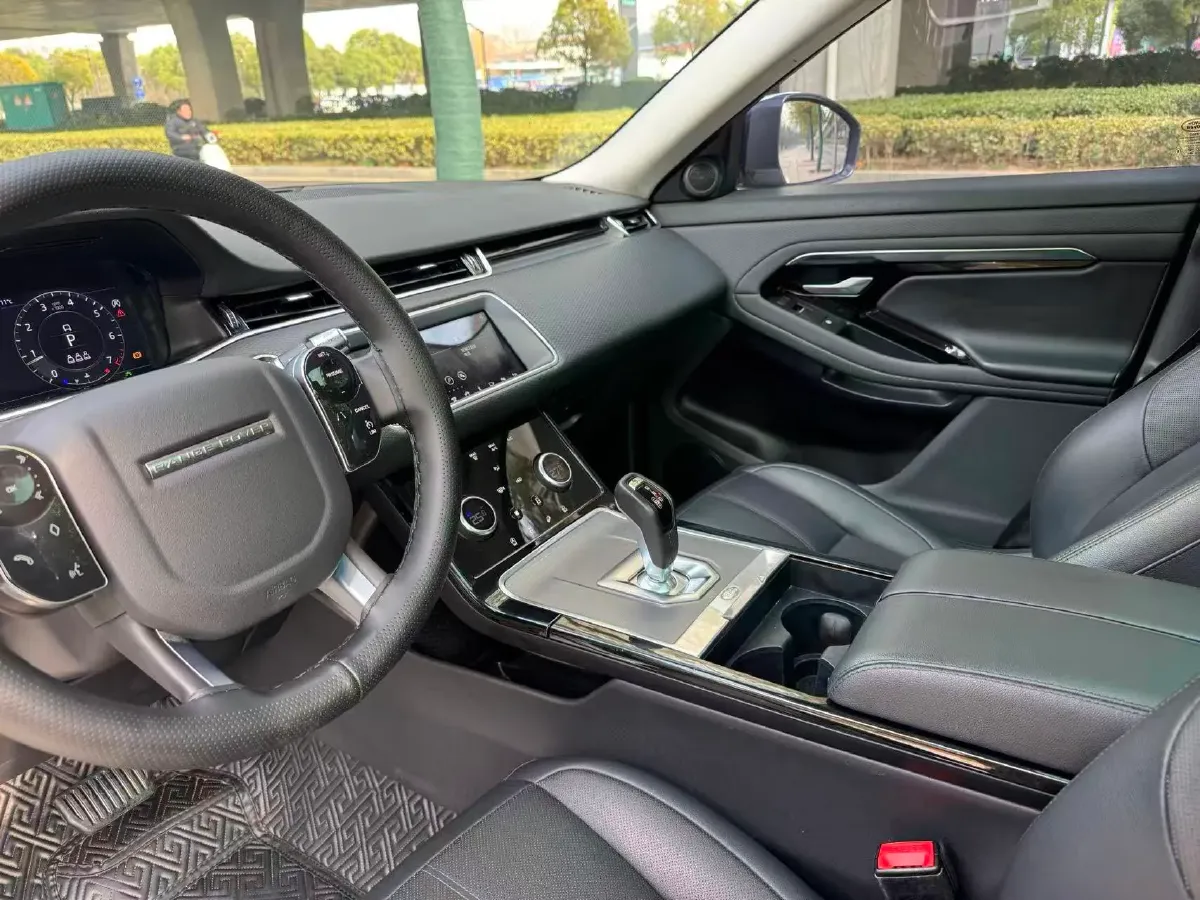 2020 Land Rover Range Rover Evoque 2.0T 249HP L4 9AT,autocango,china used car exporter,china ev exporter,chinese used car exporter,chinese used ev exporter