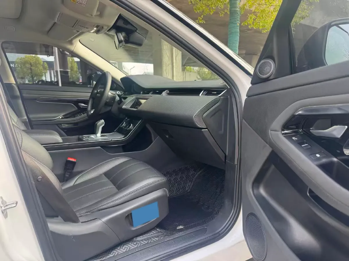 2020 Land Rover Range Rover Evoque 2.0T 249HP L4 9AT,autocango,china used car exporter,china ev exporter,chinese used car exporter,chinese used ev exporter