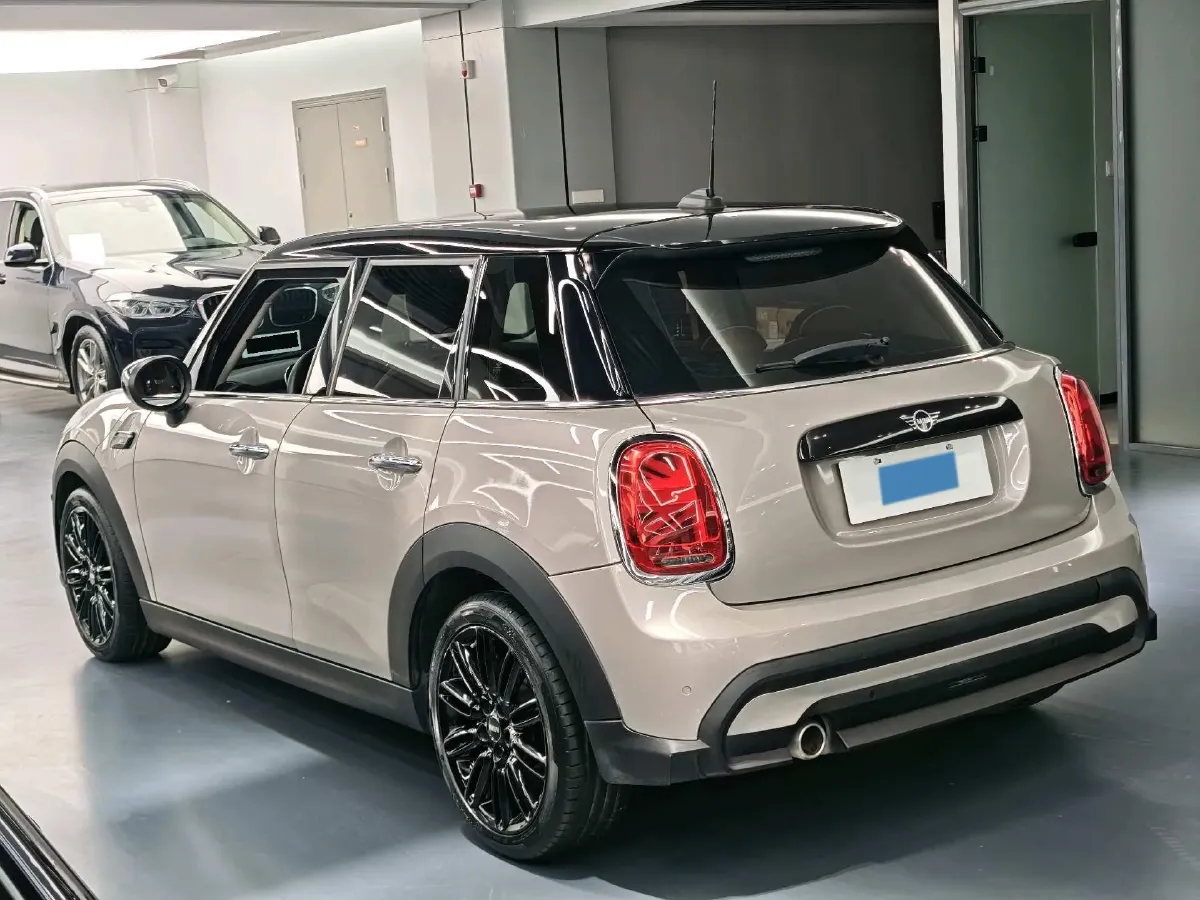 2022 MINI MINI 1.5T 136HP L3 7DCT,autocango,china used car exporter,china ev exporter,chinese used car exporter,chinese used ev exporter