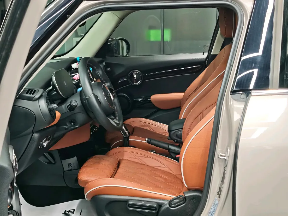 2022 MINI MINI 1.5T 136HP L3 7DCT,autocango,china used car exporter,china ev exporter,chinese used car exporter,chinese used ev exporter