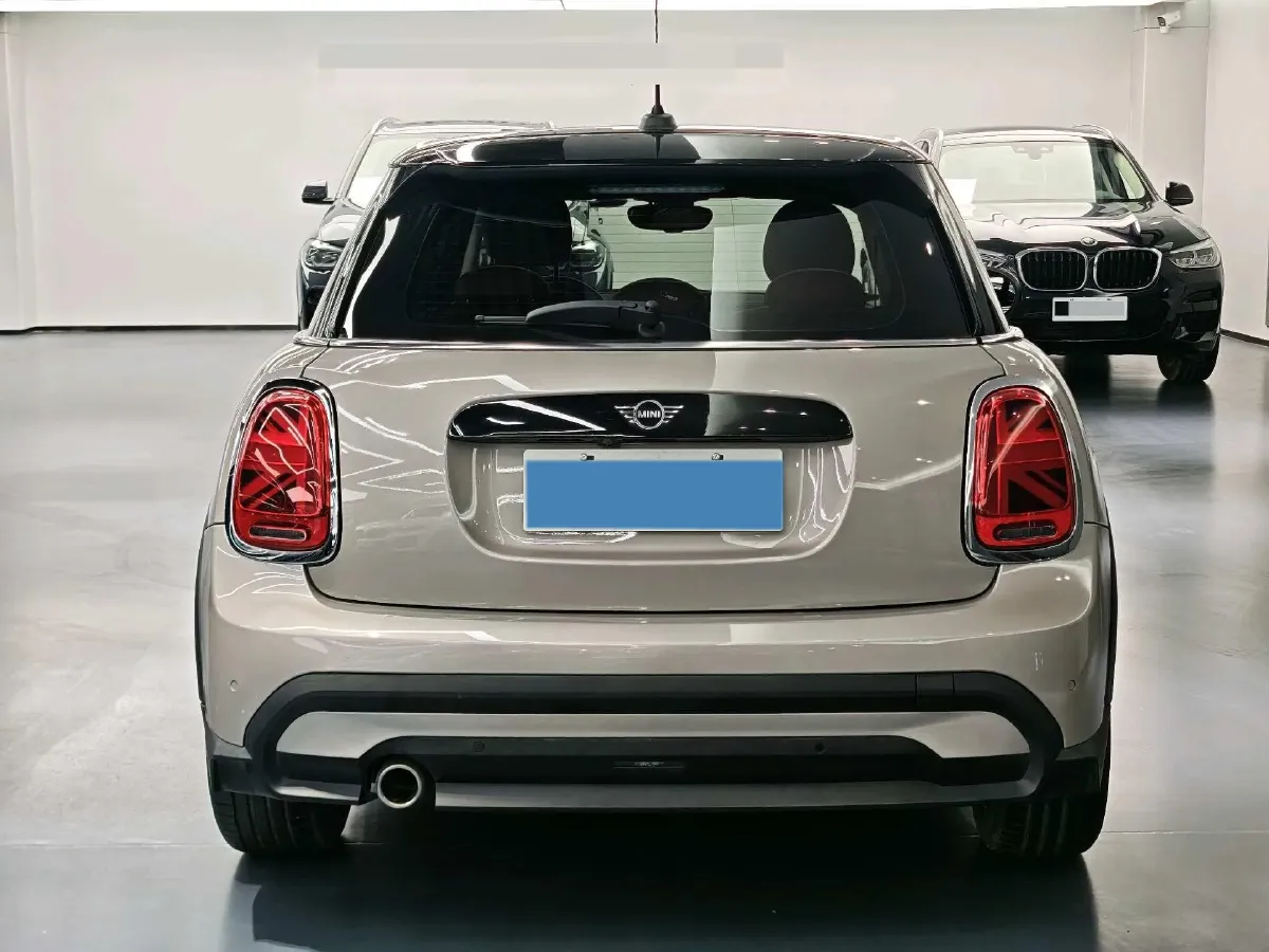 2022 MINI MINI 1.5T 136HP L3 7DCT,autocango,china used car exporter,china ev exporter,chinese used car exporter,chinese used ev exporter