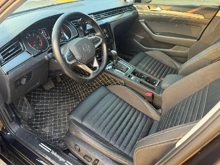 2020 Volkswagen Magotan 2.0T 186HP L4 7DCT,autocango,china used car exporter,china ev exporter,chinese used car exporter,chinese used ev exporter