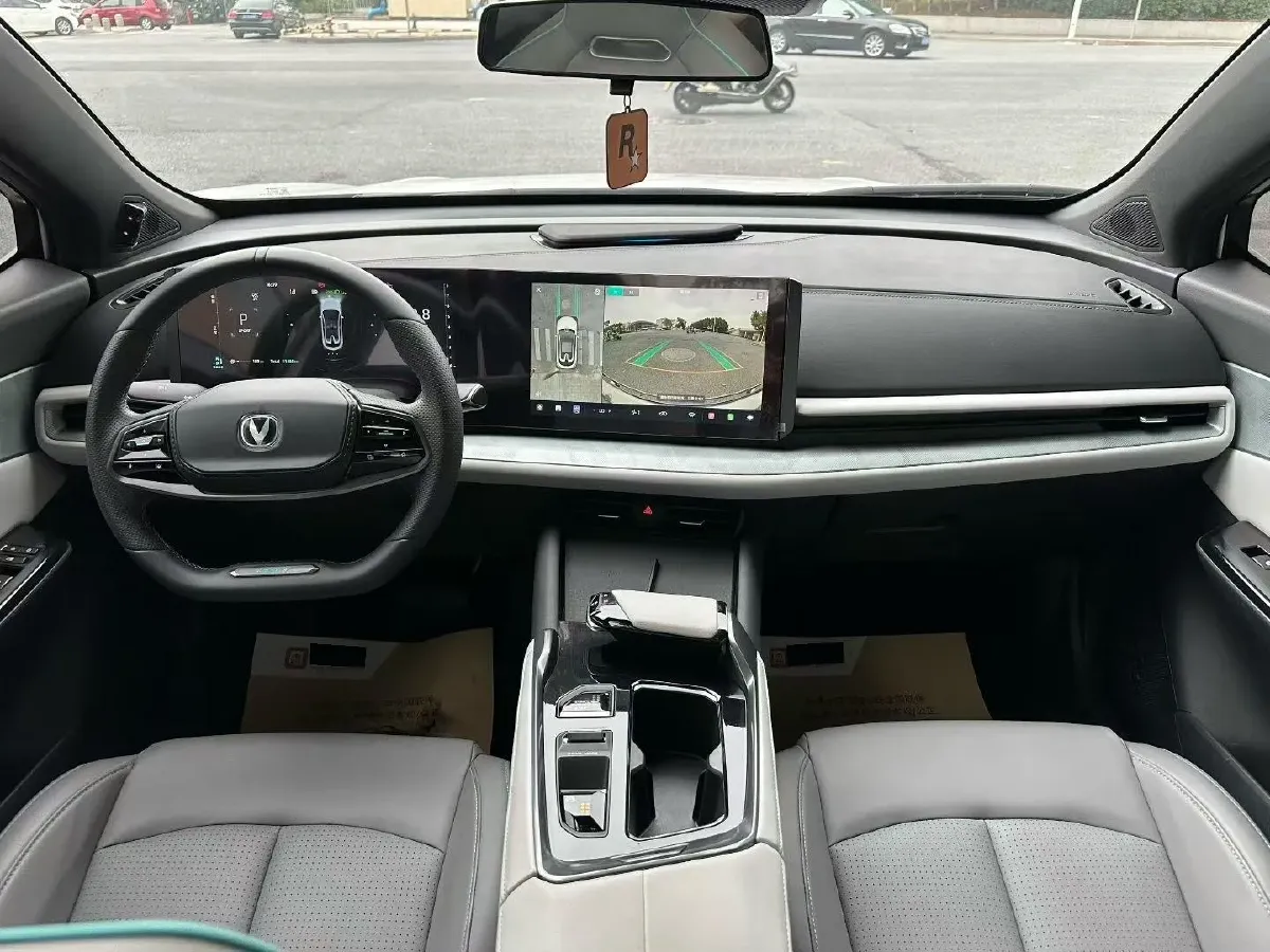 2023 ChangAn UNI-T 1.5T 188HP L4 7DCT,autocango,china used car exporter,china ev exporter,chinese used car exporter,chinese used ev exporter