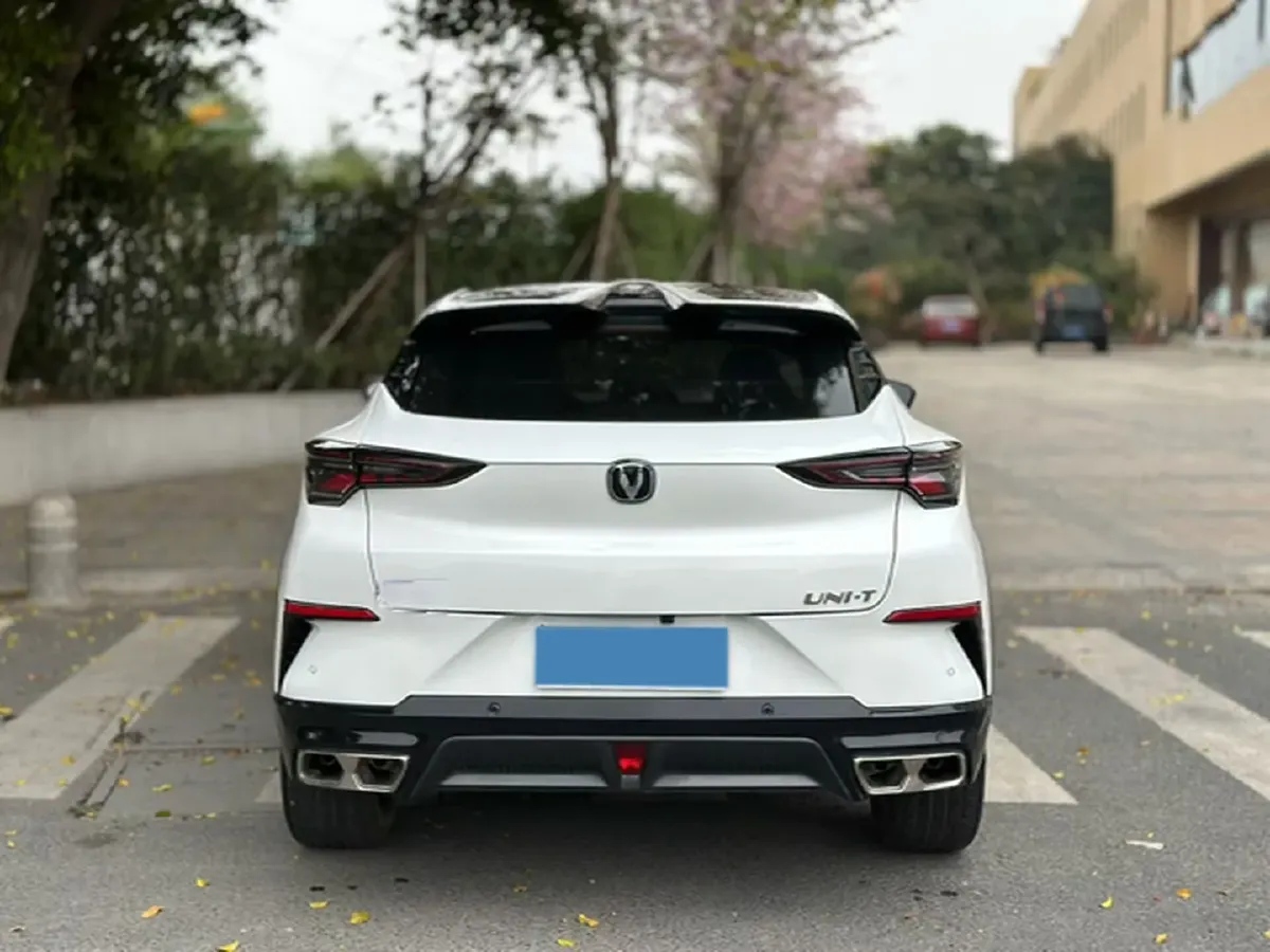 2023 ChangAn UNI-T 1.5T 188HP L4 7DCT,autocango,china used car exporter,china ev exporter,chinese used car exporter,chinese used ev exporter