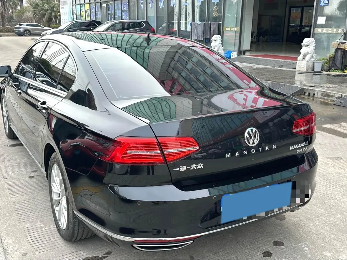 2019 Volkswagen Magotan 2.0T 186HP L4 7DCT,autocango,china used car exporter,china ev exporter,chinese used car exporter,chinese used ev exporter