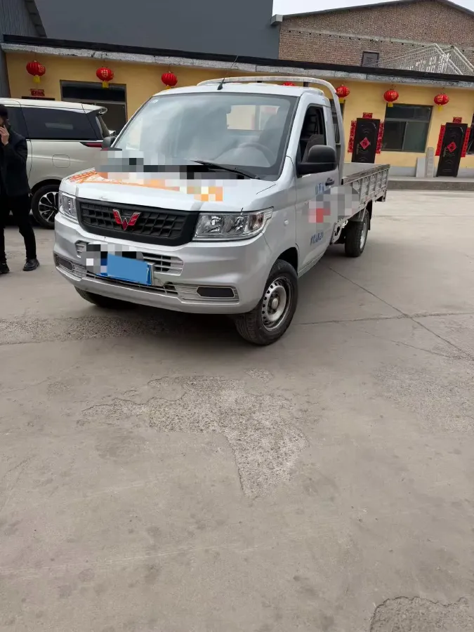 2023 WuLing RongGuang New Truck 1.5L 102HP L4 5MT,autocango,china used car exporter,china ev exporter,chinese used car exporter,chinese used ev exporter
