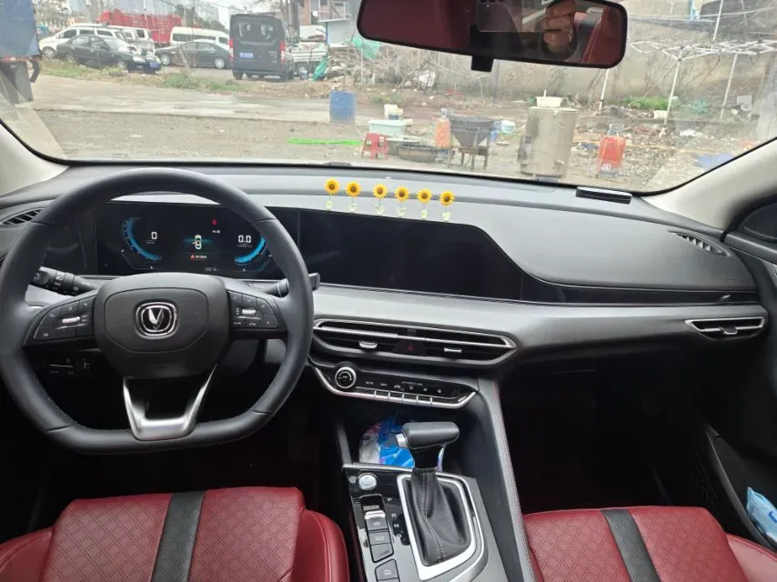 2021 ChangAn Eado 1.4T 160HP L4 7DCT,autocango,china used car exporter,china ev exporter,chinese used car exporter,chinese used ev exporter