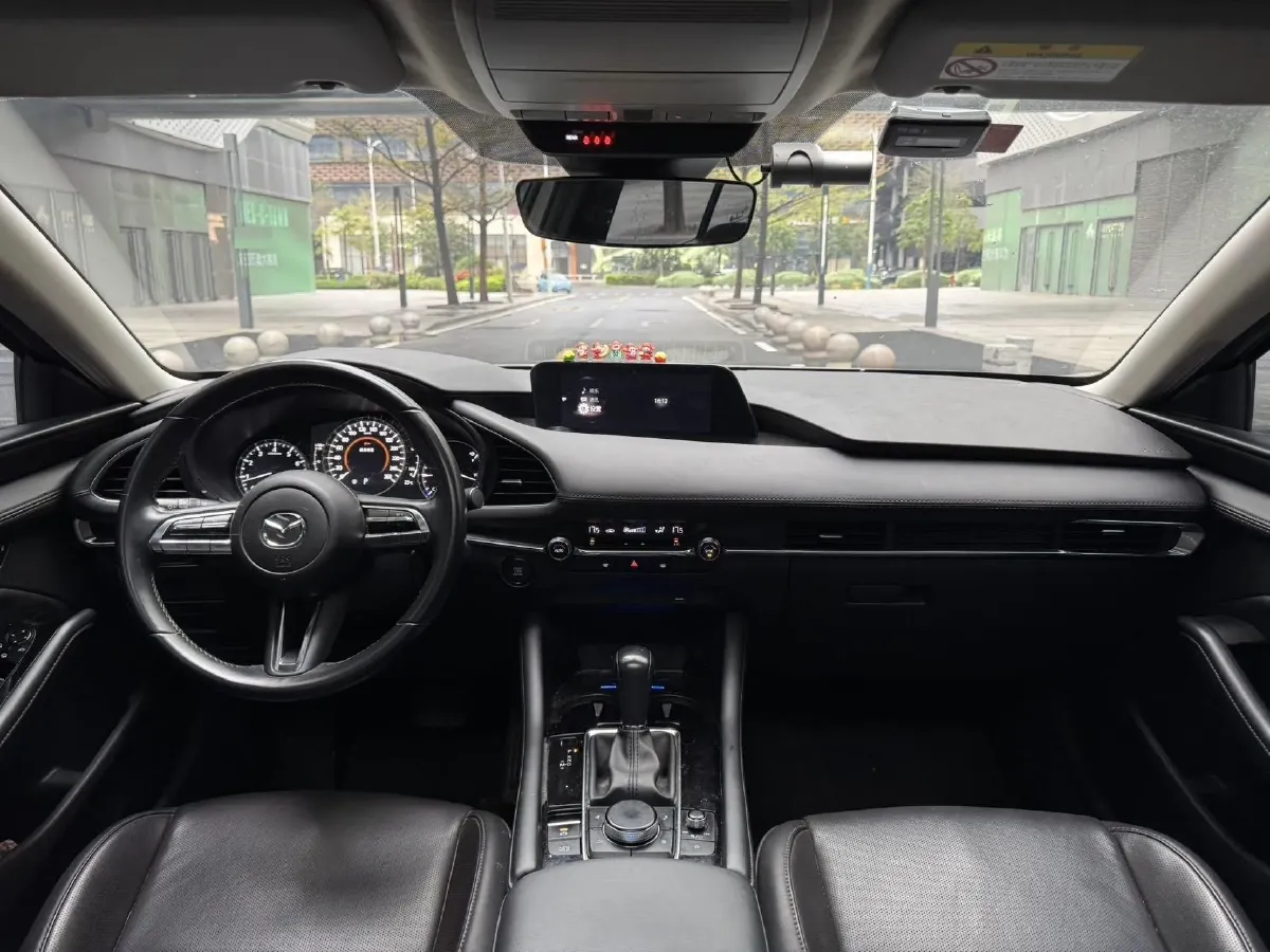 2021 Mazda 3 Axela 2.0L 158HP L4 6AT,autocango,china used car exporter,china ev exporter,chinese used car exporter,chinese used ev exporter