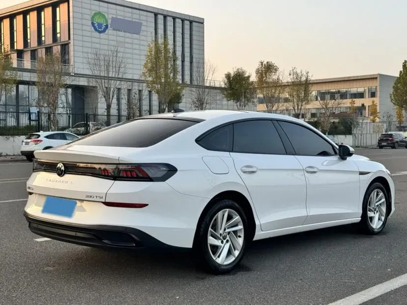 2022 Volkswagen Lavida 1.4T 150HP L4 7DCT,autocango,china used car exporter,china ev exporter,chinese used car exporter,chinese used ev exporter