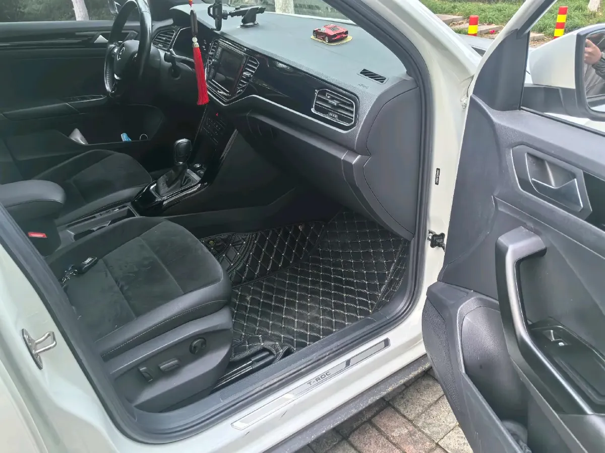 2021 Volkswagen T-Roc 1.4T 150HP L4 7DCT,autocango,china used car exporter,china ev exporter,chinese used car exporter,chinese used ev exporter