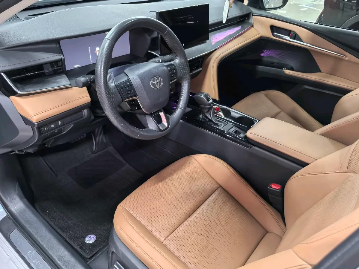 2024 Toyota Camry 2.0L 152HP L4 E-CVT Hybrid,autocango,china used car exporter,china ev exporter,chinese used car exporter,chinese used ev exporter