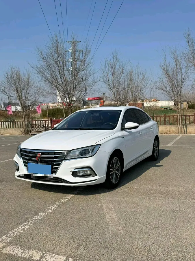 2019 Roewe i5 1.5L 120HP L4 5MT,autocango,china used car exporter,china ev exporter,chinese used car exporter,chinese used ev exporter