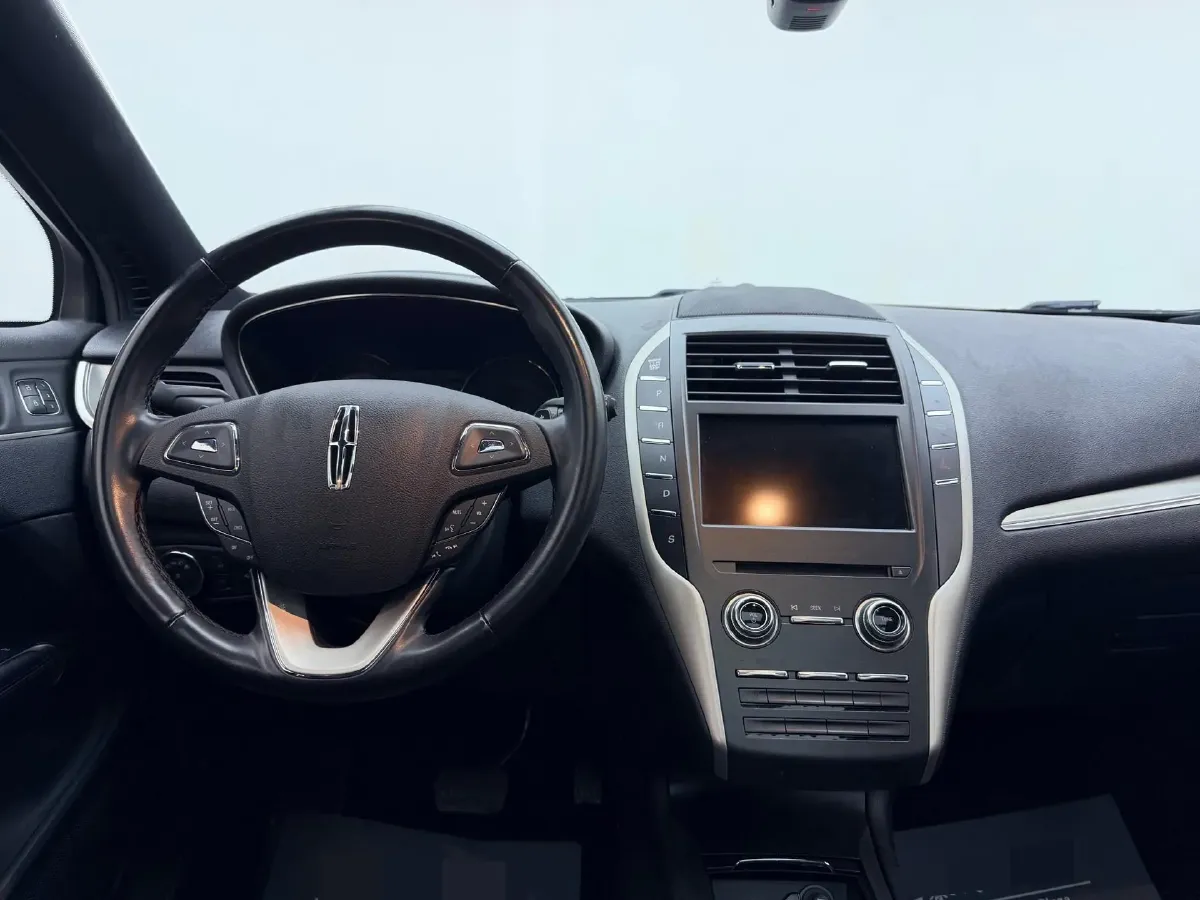 2017 Lincoln MKC 2.0T 203HP L4 6AT,autocango,china used car exporter,china ev exporter,chinese used car exporter,chinese used ev exporter