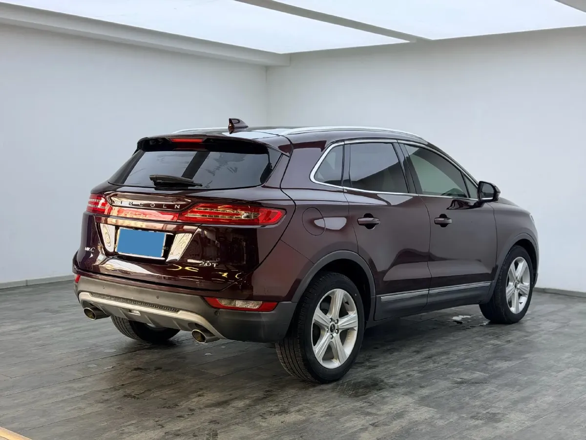 2017 Lincoln MKC 2.0T 203HP L4 6AT,autocango,china used car exporter,china ev exporter,chinese used car exporter,chinese used ev exporter