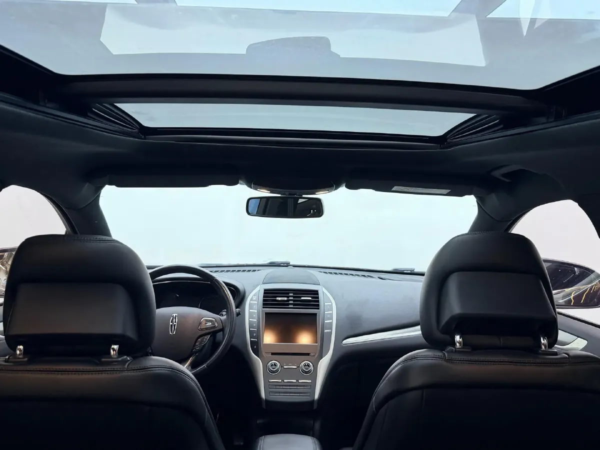 2017 Lincoln MKC 2.0T 203HP L4 6AT,autocango,china used car exporter,china ev exporter,chinese used car exporter,chinese used ev exporter