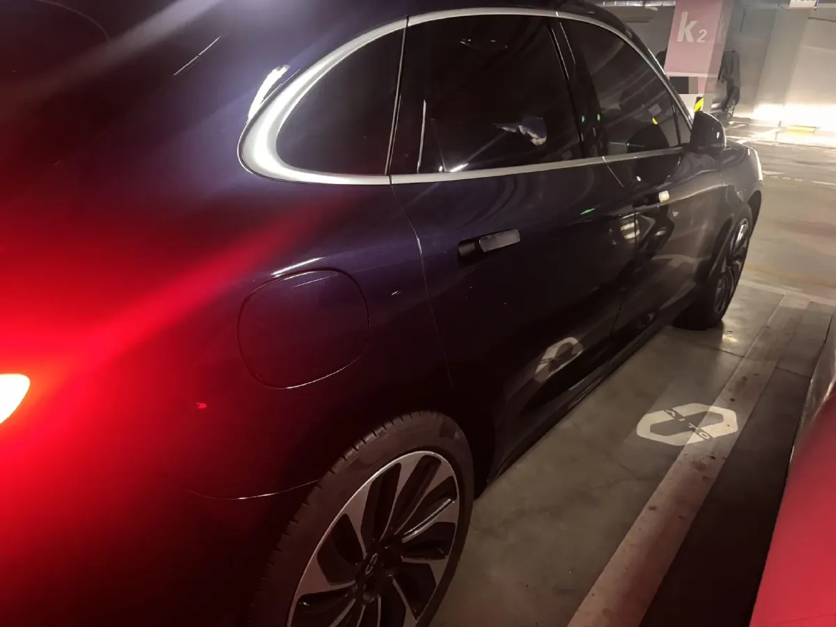 2022 JMC YuHu 7 2.0T 141HP L4 8AT,autocango,china used car exporter,china ev exporter,chinese used car exporter,chinese used ev exporter