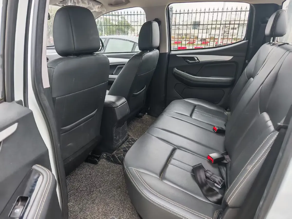 2020 Isuzu Jim 2.8T 120HP L4 5MT,autocango,china used car exporter,china ev exporter,chinese used car exporter,chinese used ev exporter