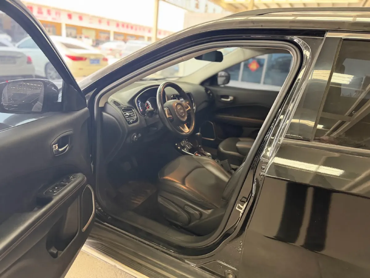 2019 Jeep Compass 1.3T 173HP L4 9AT,autocango,china used car exporter,china ev exporter,chinese used car exporter,chinese used ev exporter