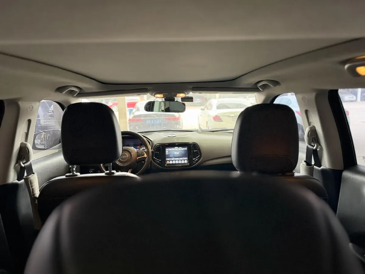 2019 Jeep Compass 1.3T 173HP L4 9AT,autocango,china used car exporter,china ev exporter,chinese used car exporter,chinese used ev exporter