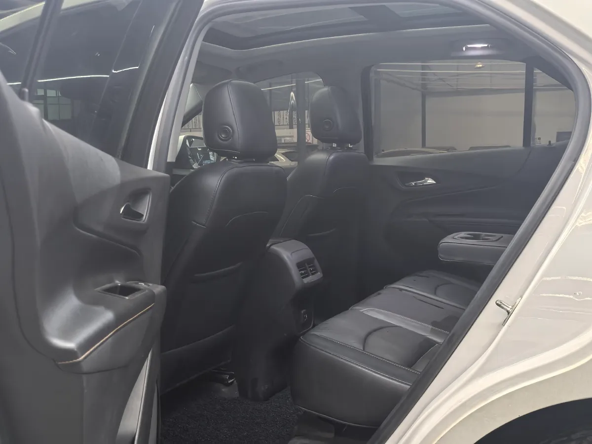 2019 Chevrolet Equinox 1.5T 169HP L4 6AT,autocango,china used car exporter,china ev exporter,chinese used car exporter,chinese used ev exporter