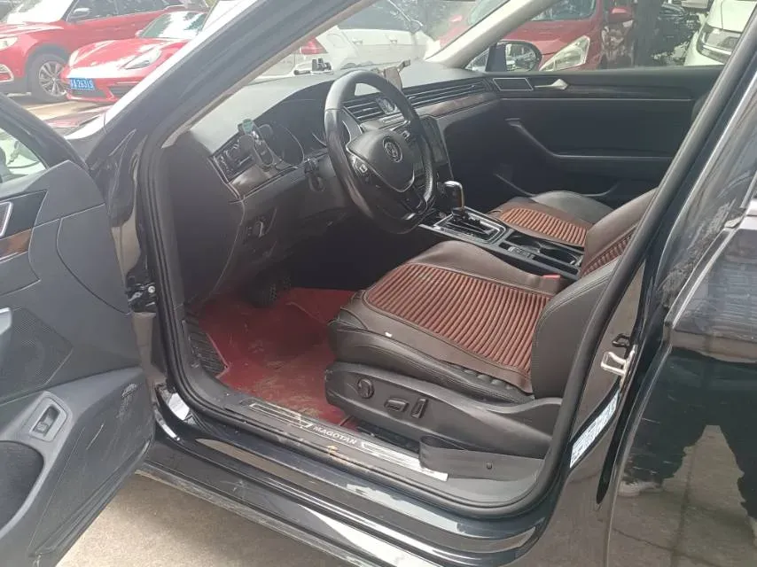 2019 Chevrolet Malibu XL 2.0T 241HP L4 9AT,autocango,china used car exporter,china ev exporter,chinese used car exporter,chinese used ev exporter