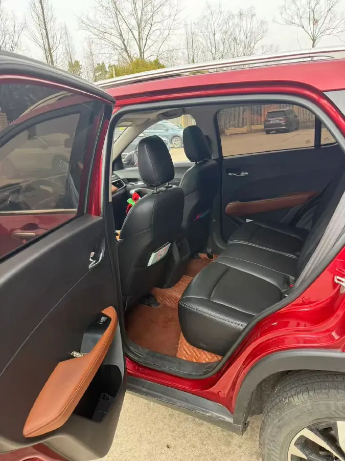 2019 BaoJun 510 1.5L 105HP L4 6MT,autocango,china used car exporter,china ev exporter,chinese used car exporter,chinese used ev exporter