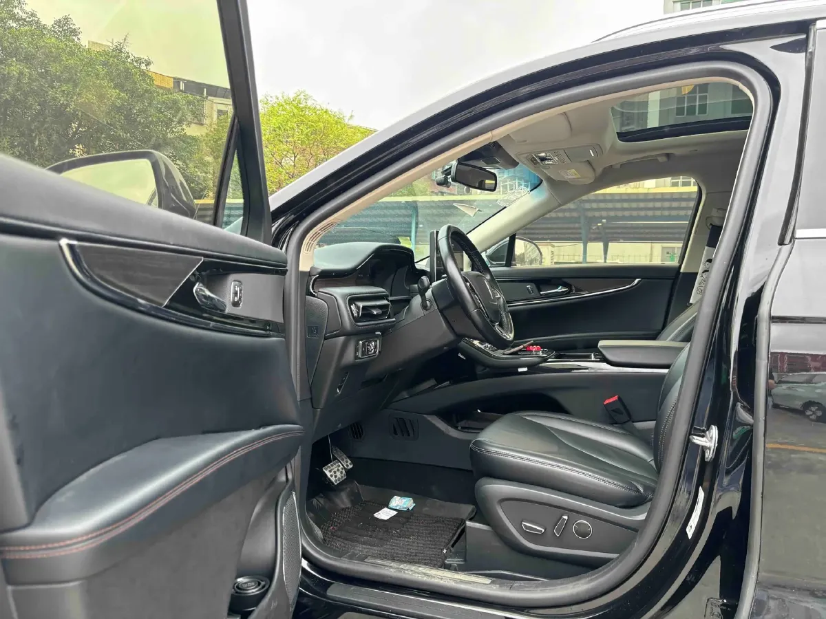 2021 Lincoln Nautilus 2.0T 245HP L4 8AT,autocango,china used car exporter,china ev exporter,chinese used car exporter,chinese used ev exporter