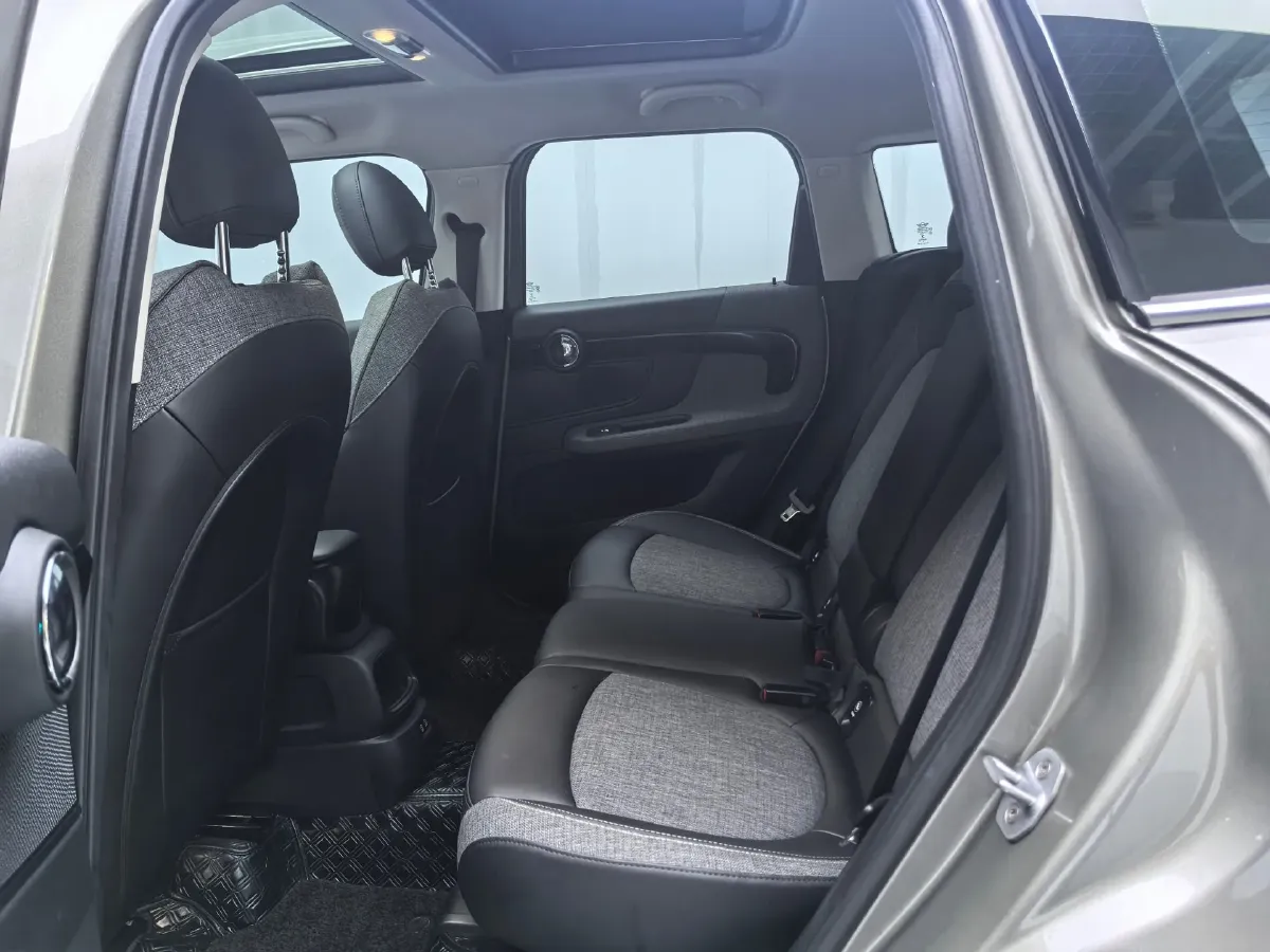 2019 MINI COUNTRYMAN 1.5T 136HP L3 8AT,autocango,china used car exporter,china ev exporter,chinese used car exporter,chinese used ev exporter