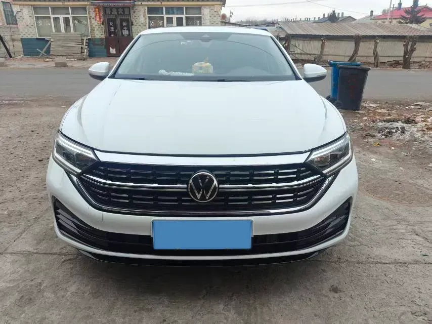 2023 Volkswagen Sagitar 1.5T 160HP L4 7DCT,autocango,china used car exporter,china ev exporter,chinese used car exporter,chinese used ev exporter