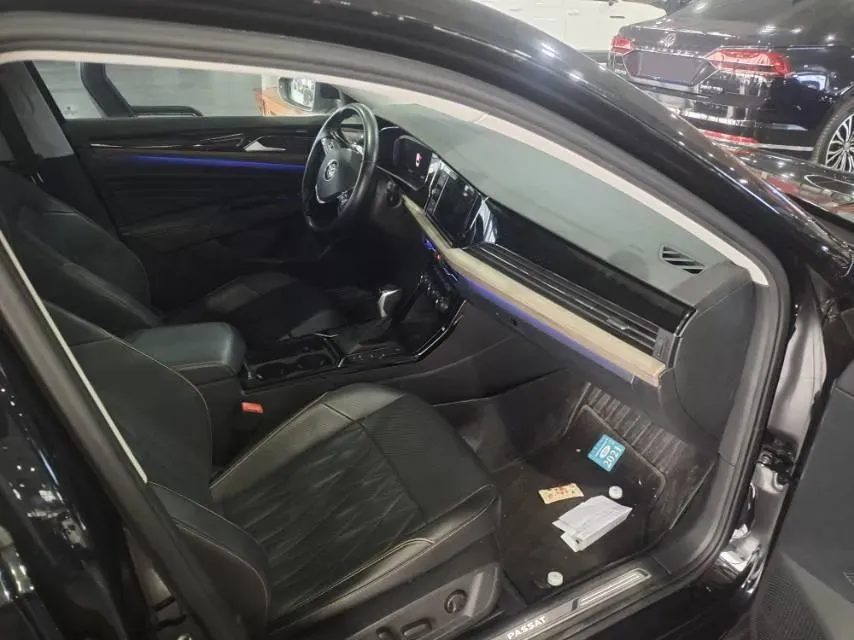 2019 Volvo V40 1.5T 152HP L4 6AT,autocango,china used car exporter,china ev exporter,chinese used car exporter,chinese used ev exporter