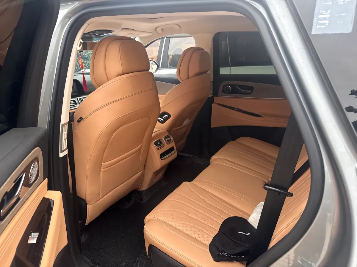 2023 Chery Tiggo 9 2.0T 261HP L4 7DCT,autocango,china used car exporter,china ev exporter,chinese used car exporter,chinese used ev exporter