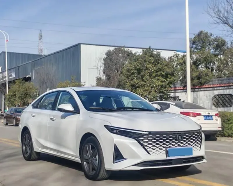 2023 ChangAn Raeton Plus 1.5T 188HP L4 7DCT,autocango,china used car exporter,china ev exporter,chinese used car exporter,chinese used ev exporter