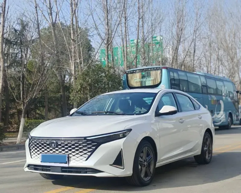 2023 ChangAn Raeton Plus 1.5T 188HP L4 7DCT,autocango,china used car exporter,china ev exporter,chinese used car exporter,chinese used ev exporter