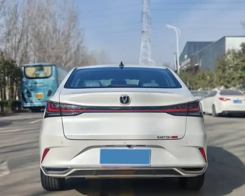 2023 ChangAn Raeton Plus 1.5T 188HP L4 7DCT,autocango,china used car exporter,china ev exporter,chinese used car exporter,chinese used ev exporter