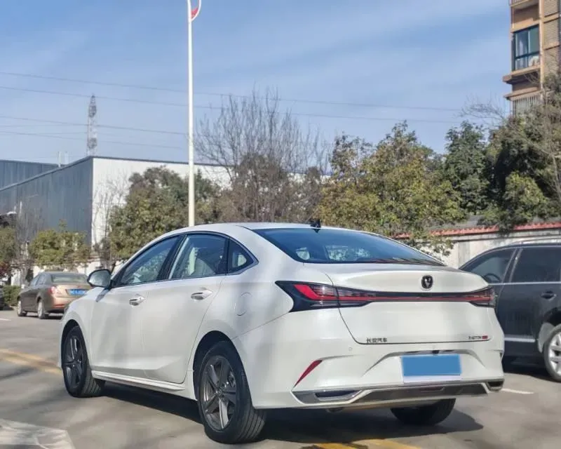 2023 ChangAn Raeton Plus 1.5T 188HP L4 7DCT,autocango,china used car exporter,china ev exporter,chinese used car exporter,chinese used ev exporter