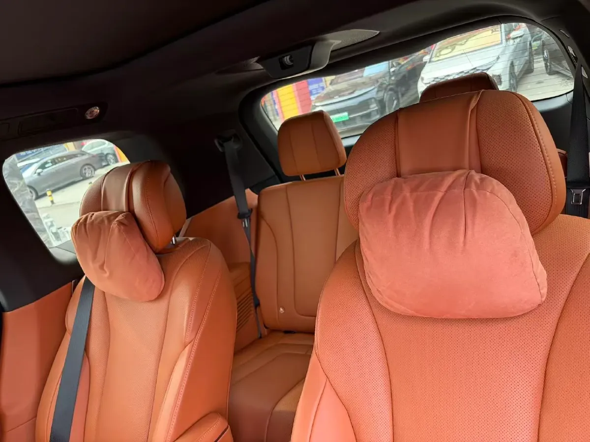 2024 AITO AITO M9 1.5T 152HP L4 REEV 42KWH,autocango,china used car exporter,china ev exporter,chinese used car exporter,chinese used ev exporter