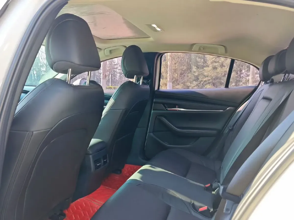 2022 Mazda 3 Axela 2.0L 158HP L4 6AT,autocango,china used car exporter,china ev exporter,chinese used car exporter,chinese used ev exporter
