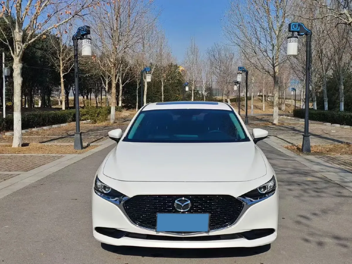 2022 Mazda 3 Axela 2.0L 158HP L4 6AT,autocango,china used car exporter,china ev exporter,chinese used car exporter,chinese used ev exporter