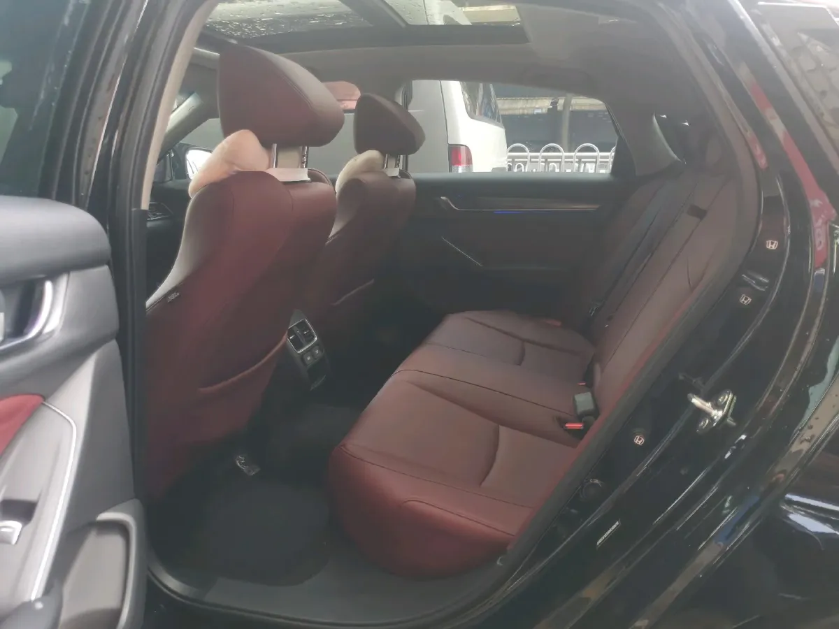 2022 Honda Accord 1.5T 194HP L4 CVT,autocango,china used car exporter,china ev exporter,chinese used car exporter,chinese used ev exporter