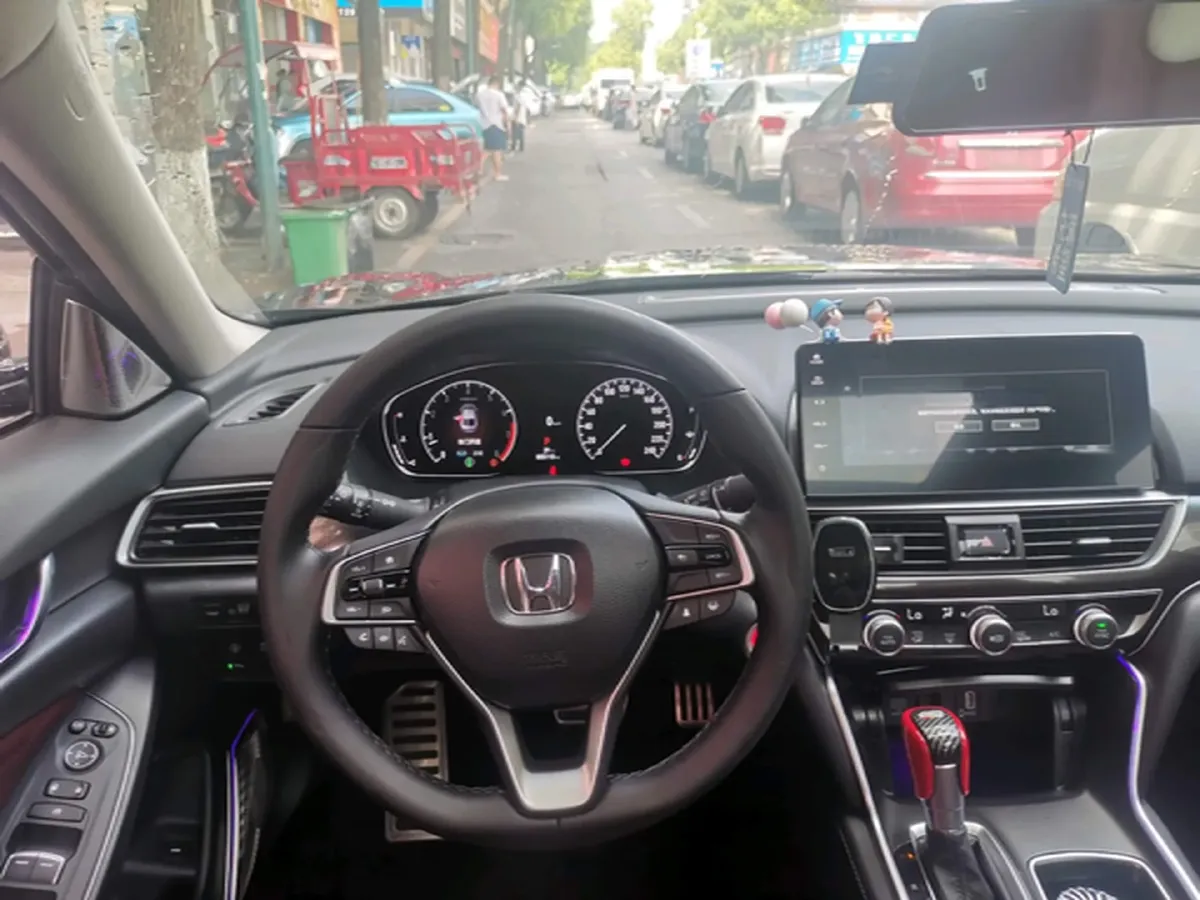 2022 Honda Accord 1.5T 194HP L4 CVT,autocango,china used car exporter,china ev exporter,chinese used car exporter,chinese used ev exporter