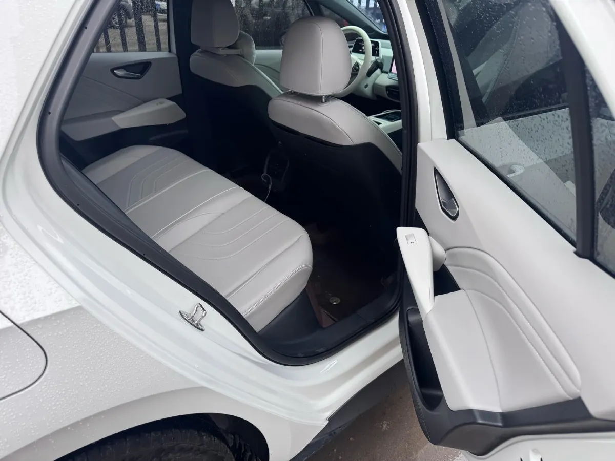 2025 Volkswagen ID.3 BEV 53.6KWH,autocango,china used car exporter,china ev exporter,chinese used car exporter,chinese used ev exporter