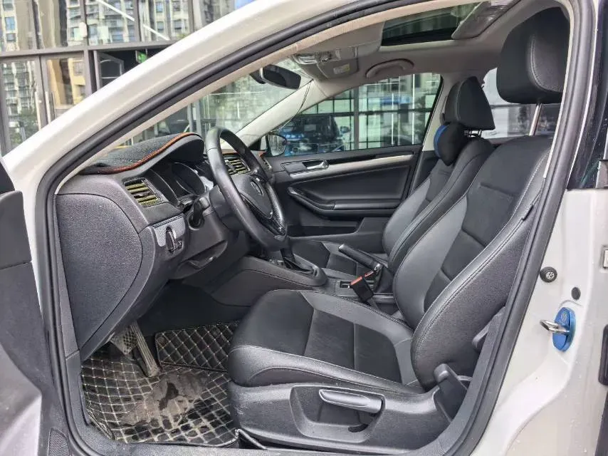 2018 Volkswagen Sagitar 1.2T 110HP L4 7DCT,autocango,china used car exporter,china ev exporter,chinese used car exporter,chinese used ev exporter